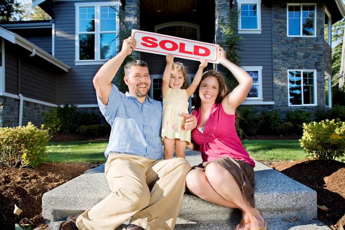 https://www.investorwize.com/wp-content/uploads/2015/08/Seller-sold-family.jpg